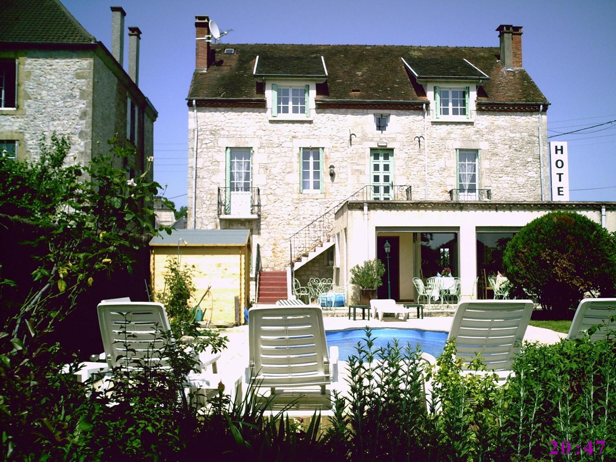 סווילאק Hotel Du Puy D'Alon מראה חיצוני תמונה